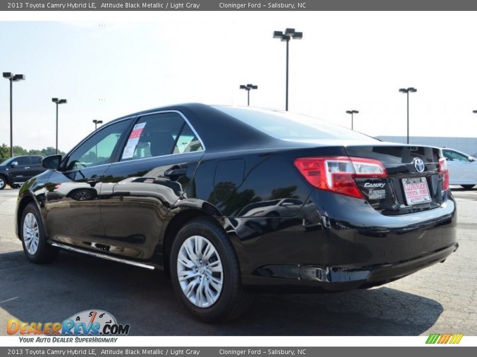 2013 Toyota Camry Hybrid LE Attitude Black Metallic / Light Gray Photo #18