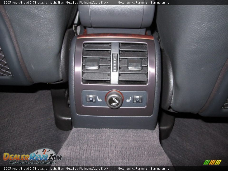 2005 Audi Allroad 2.7T quattro Light Silver Metallic / Platinum/Sabre Black Photo #31