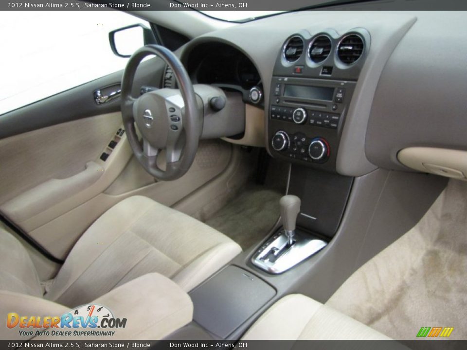 2012 Nissan Altima 2.5 S Saharan Stone / Blonde Photo #21