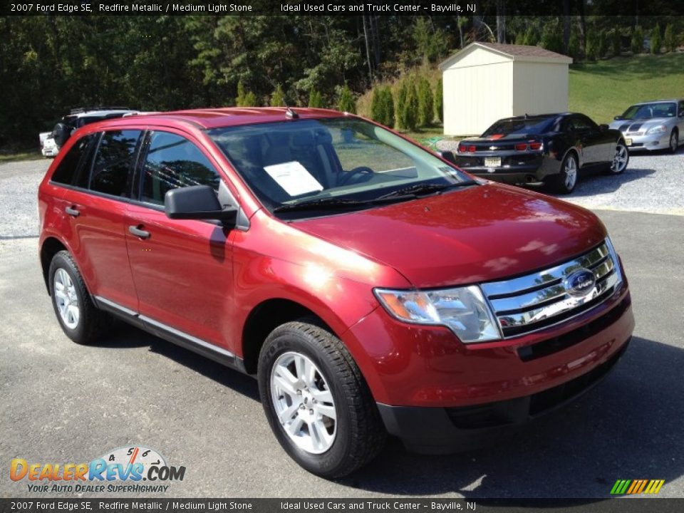 Front 3/4 View of 2007 Ford Edge SE Photo #3