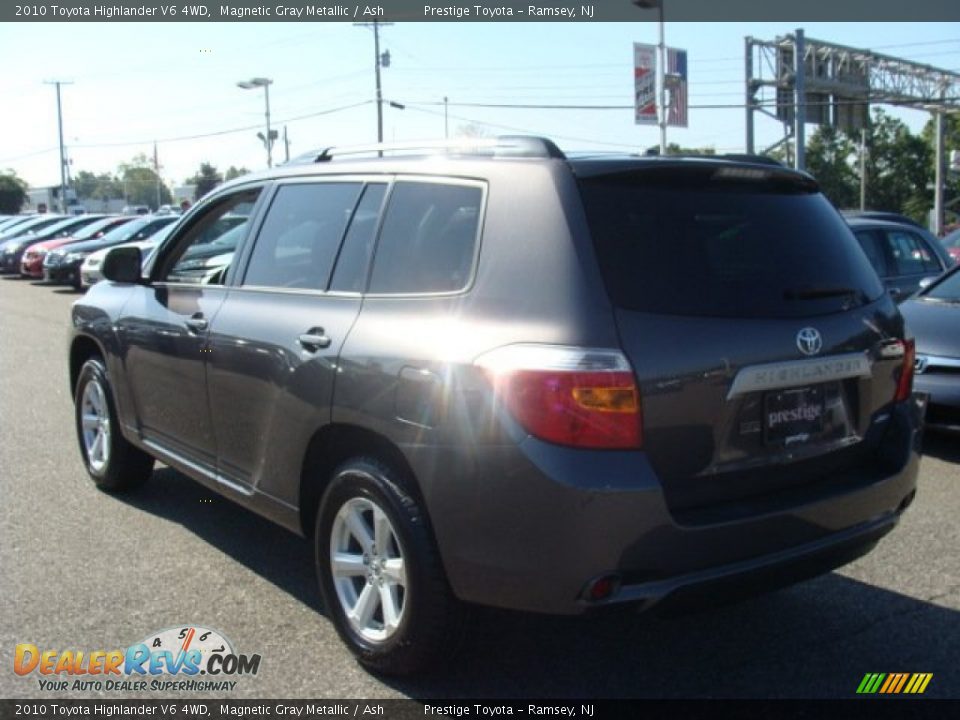 2010 Toyota Highlander V6 4WD Magnetic Gray Metallic / Ash Photo #4