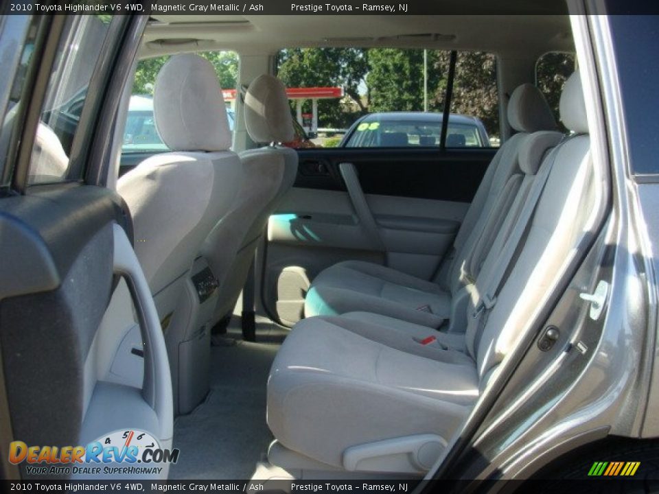 2010 Toyota Highlander V6 4WD Magnetic Gray Metallic / Ash Photo #13