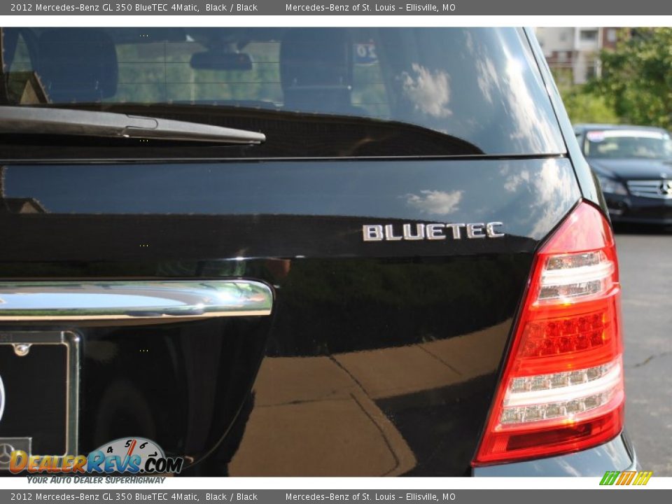 2012 Mercedes-Benz GL 350 BlueTEC 4Matic Black / Black Photo #12