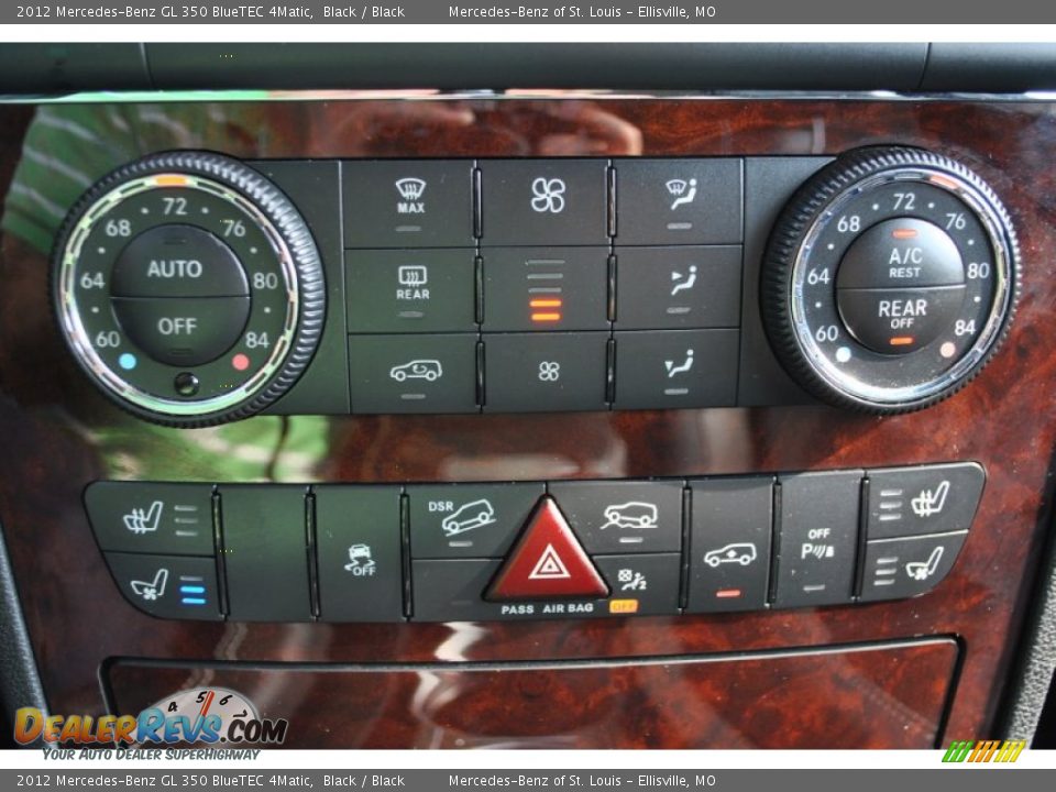 2012 Mercedes-Benz GL 350 BlueTEC 4Matic Black / Black Photo #30