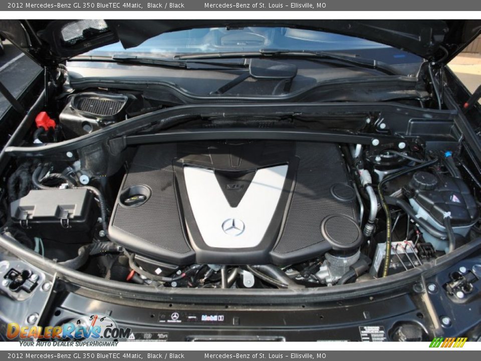 2012 Mercedes-Benz GL 350 BlueTEC 4Matic Black / Black Photo #32