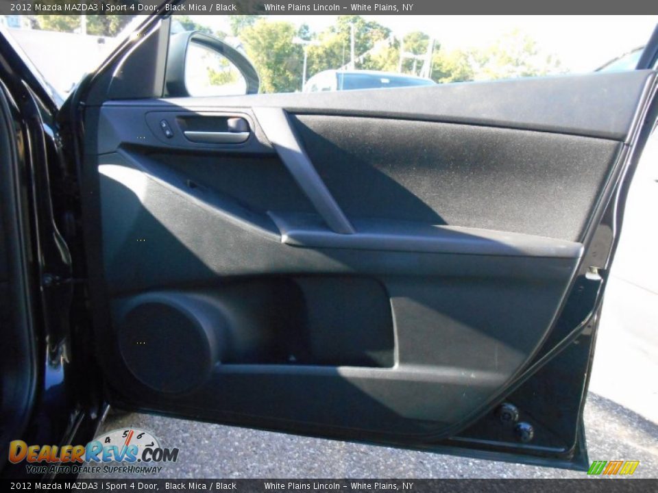 2012 Mazda MAZDA3 i Sport 4 Door Black Mica / Black Photo #10