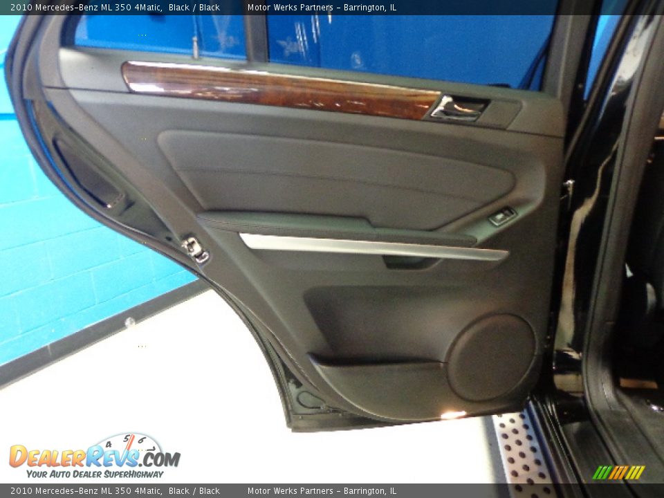 2010 Mercedes-Benz ML 350 4Matic Black / Black Photo #24