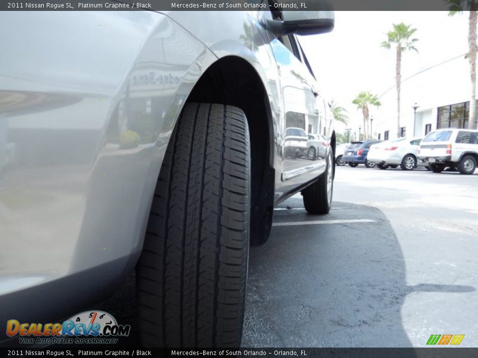 2011 Nissan Rogue SL Platinum Graphite / Black Photo #12