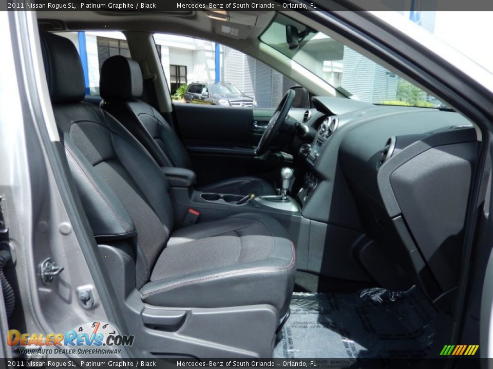 2011 Nissan Rogue SL Platinum Graphite / Black Photo #18