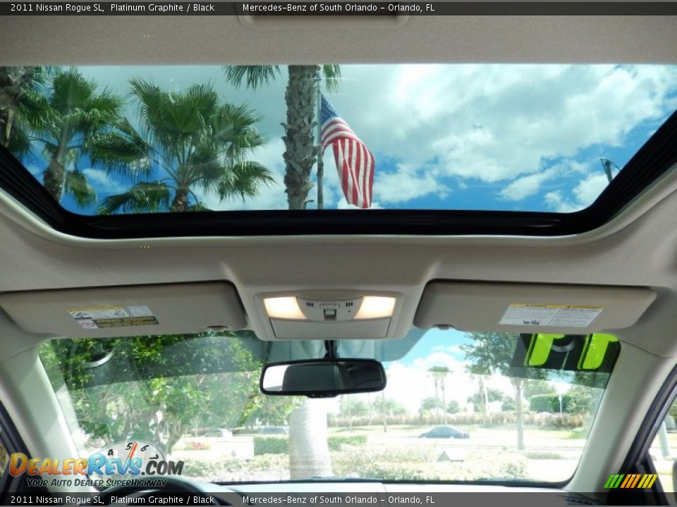 2011 Nissan Rogue SL Platinum Graphite / Black Photo #20