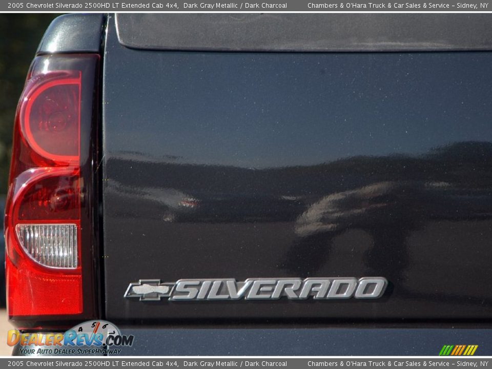 2005 Chevrolet Silverado 2500HD LT Extended Cab 4x4 Dark Gray Metallic / Dark Charcoal Photo #19