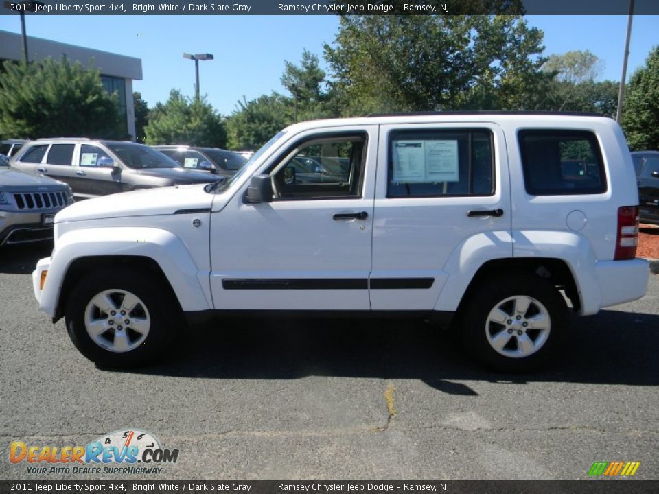 2011 Jeep Liberty Sport 4x4 Bright White / Dark Slate Gray Photo #4
