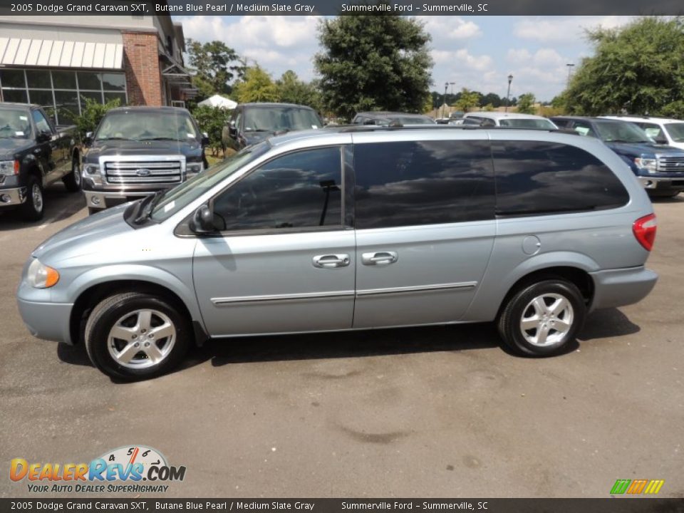 2005 Dodge Grand Caravan SXT Butane Blue Pearl / Medium Slate Gray Photo #2