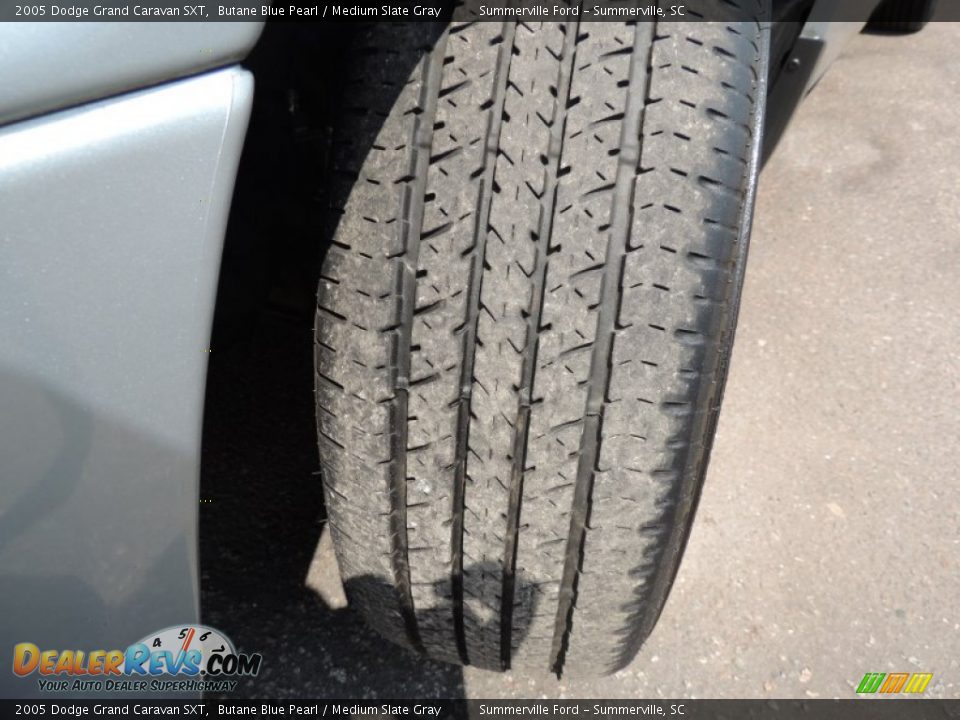2005 Dodge Grand Caravan SXT Butane Blue Pearl / Medium Slate Gray Photo #15