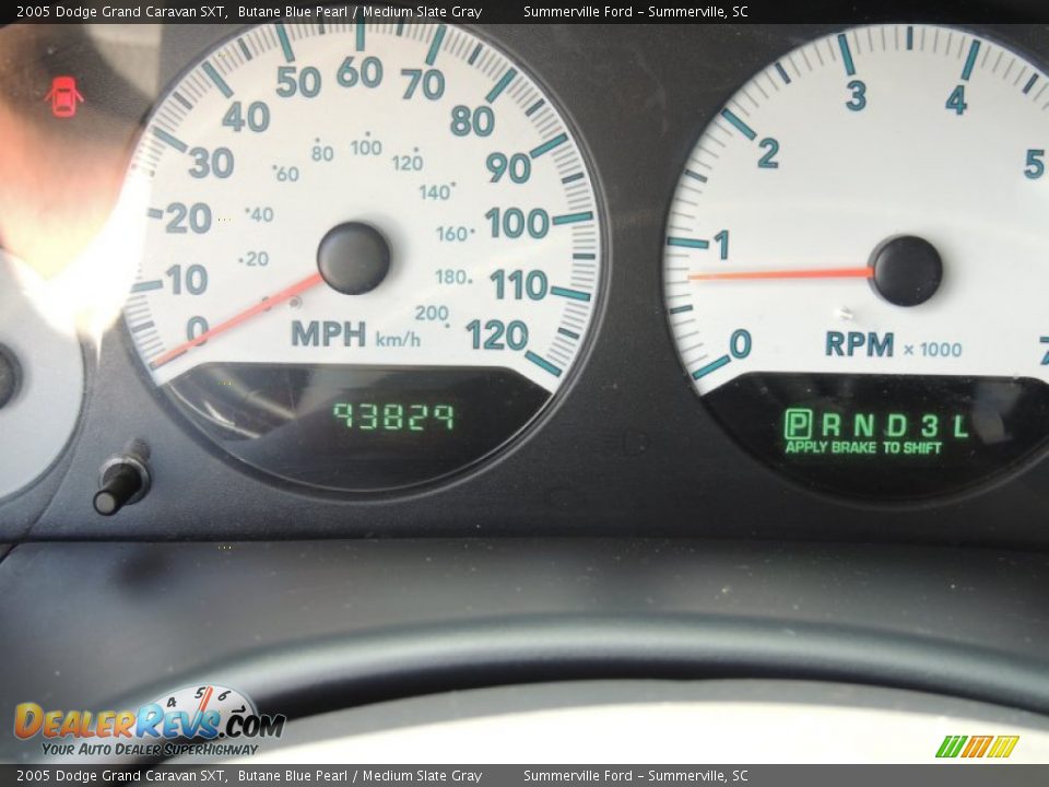 2005 Dodge Grand Caravan SXT Butane Blue Pearl / Medium Slate Gray Photo #19