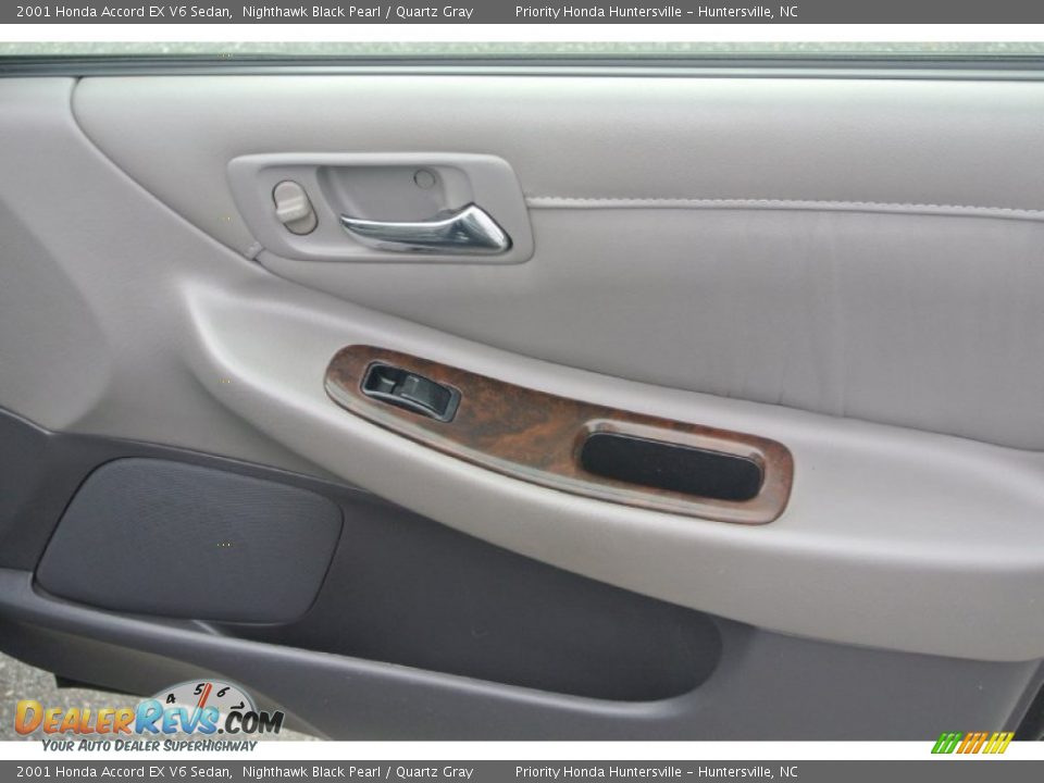 2001 Honda Accord EX V6 Sedan Nighthawk Black Pearl / Quartz Gray Photo #23