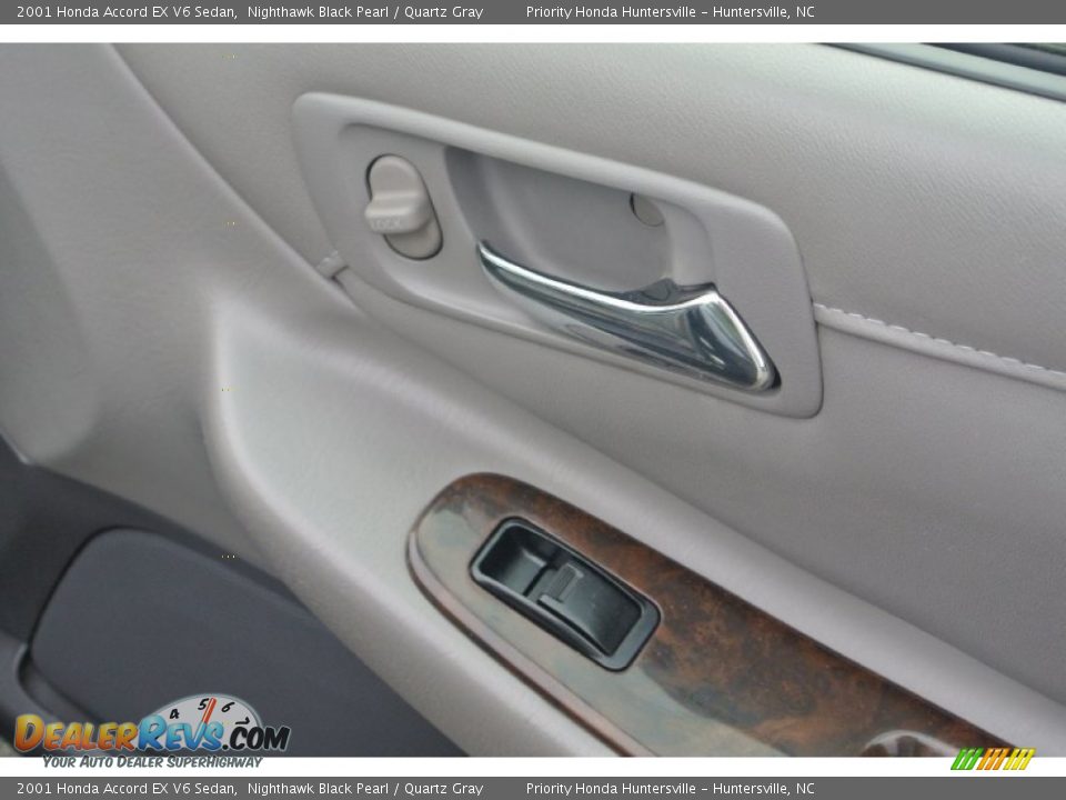 2001 Honda Accord EX V6 Sedan Nighthawk Black Pearl / Quartz Gray Photo #24