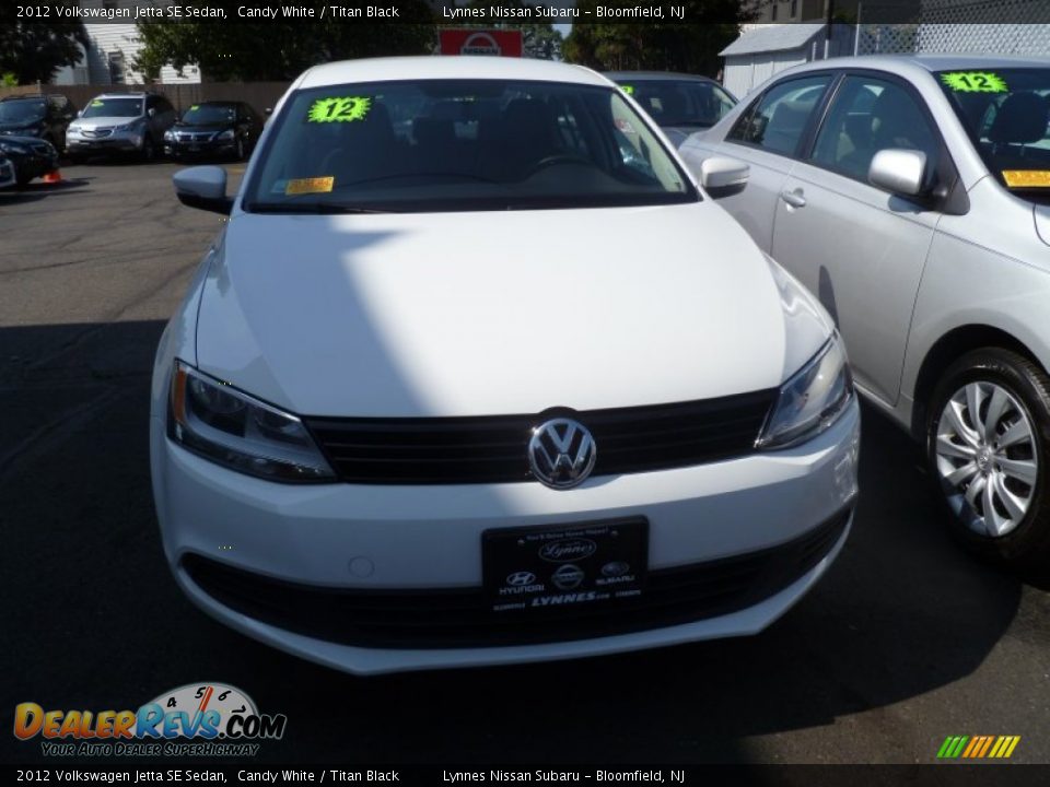 2012 Volkswagen Jetta SE Sedan Candy White / Titan Black Photo #2
