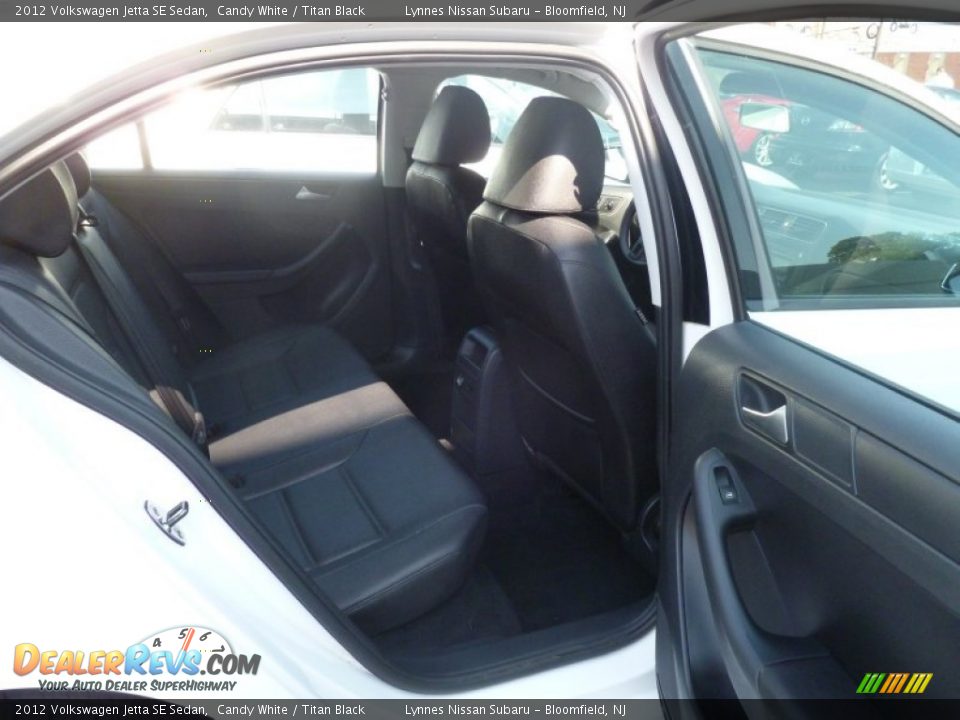 2012 Volkswagen Jetta SE Sedan Candy White / Titan Black Photo #7