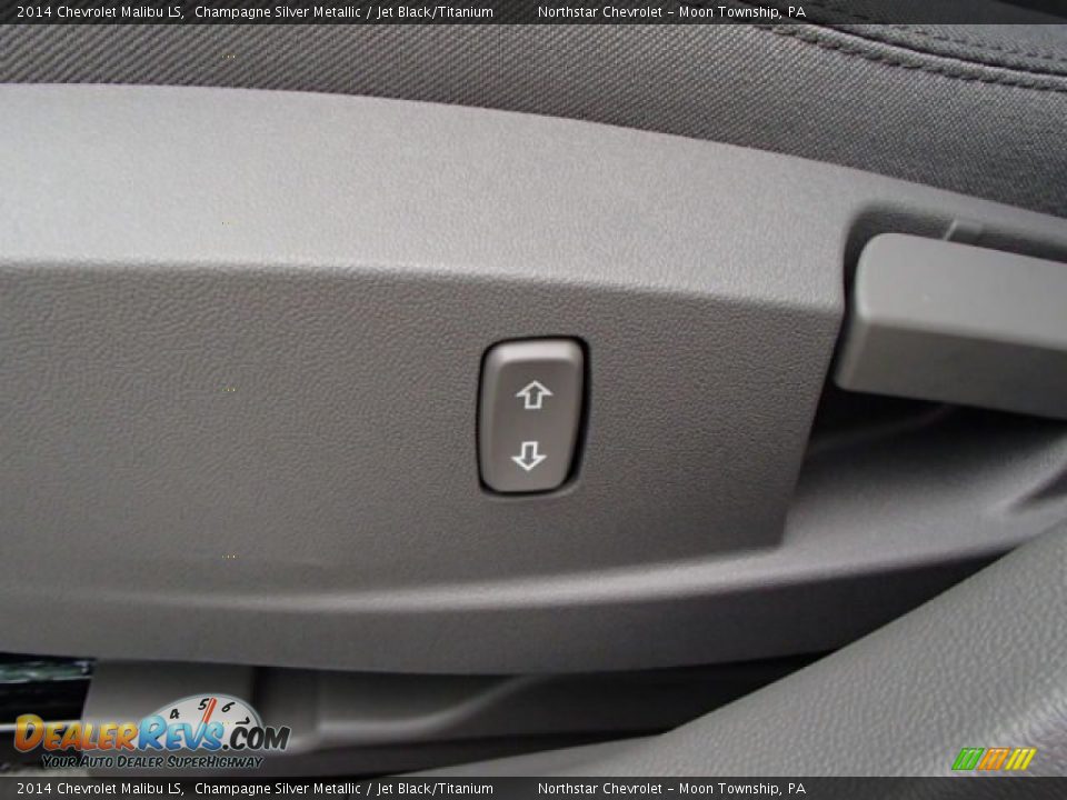 2014 Chevrolet Malibu LS Champagne Silver Metallic / Jet Black/Titanium Photo #15
