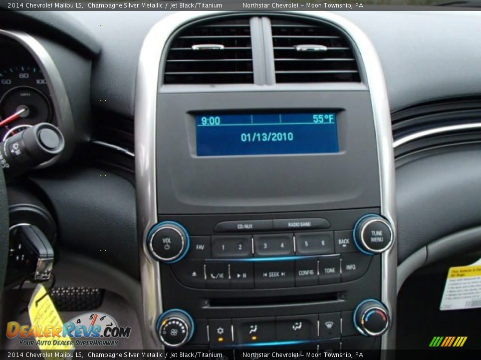 Controls of 2014 Chevrolet Malibu LS Photo #16