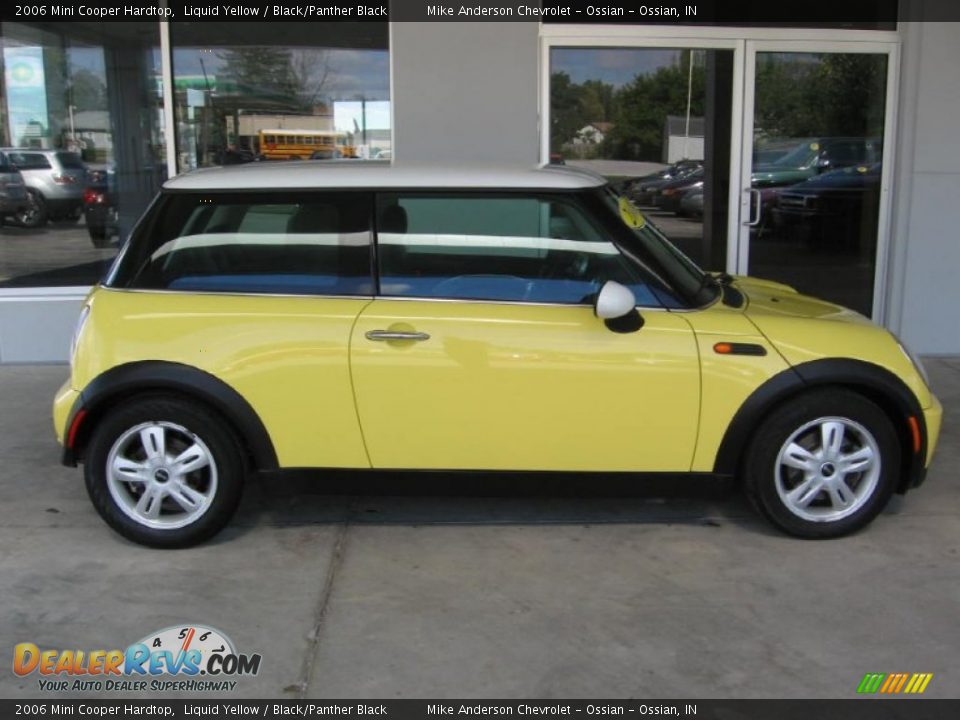 2006 Mini Cooper Hardtop Liquid Yellow / Black/Panther Black Photo #2