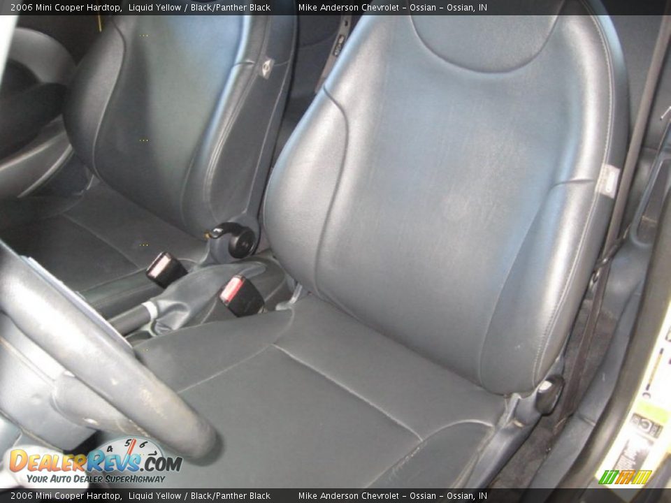 2006 Mini Cooper Hardtop Liquid Yellow / Black/Panther Black Photo #10