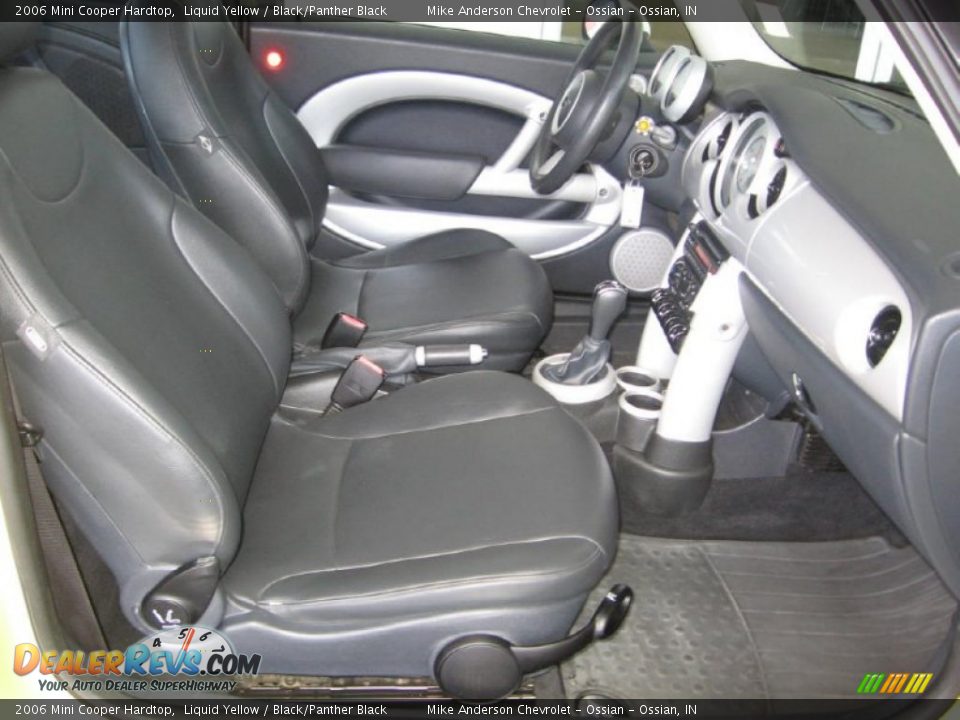 2006 Mini Cooper Hardtop Liquid Yellow / Black/Panther Black Photo #11