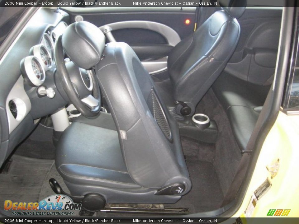 2006 Mini Cooper Hardtop Liquid Yellow / Black/Panther Black Photo #14