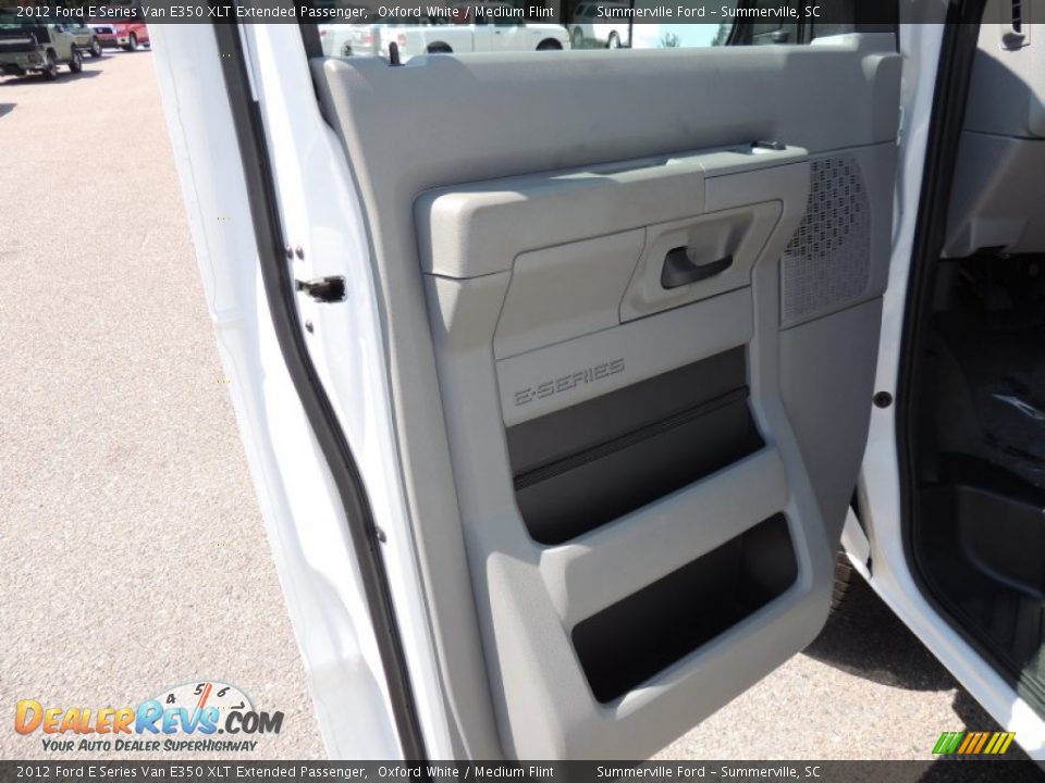2012 Ford E Series Van E350 XLT Extended Passenger Oxford White / Medium Flint Photo #5