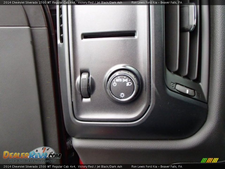 Controls of 2014 Chevrolet Silverado 1500 WT Regular Cab 4x4 Photo #18