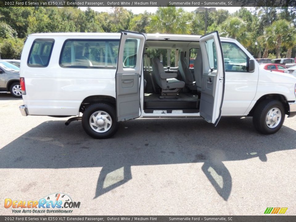 2012 Ford E Series Van E350 XLT Extended Passenger Oxford White / Medium Flint Photo #10