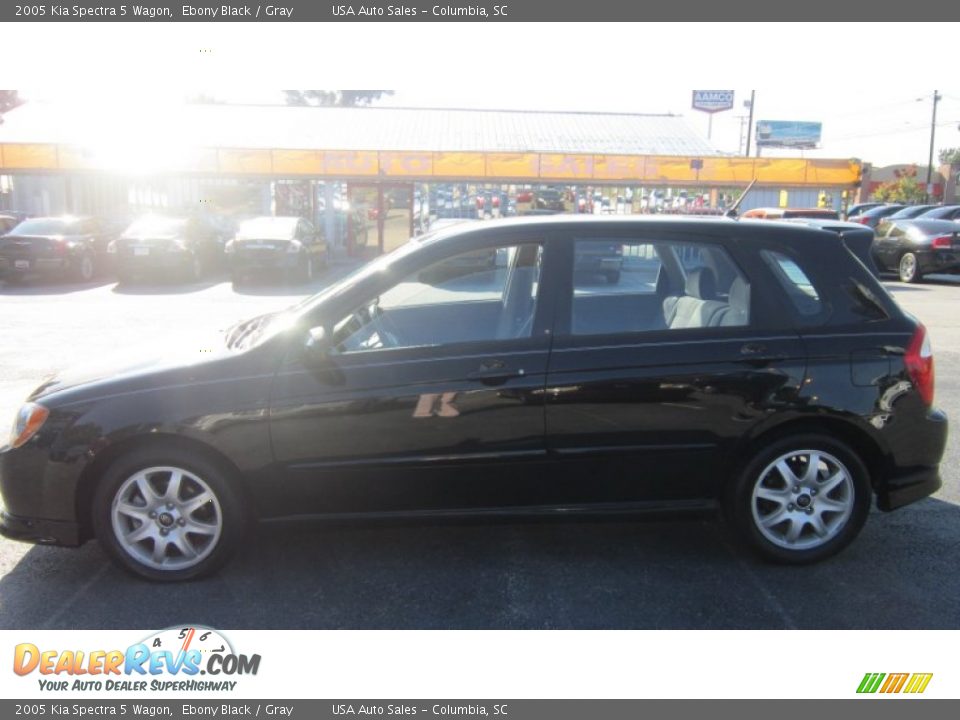 2005 Kia Spectra 5 Wagon Ebony Black / Gray Photo #2