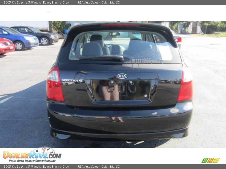 2005 Kia Spectra 5 Wagon Ebony Black / Gray Photo #3