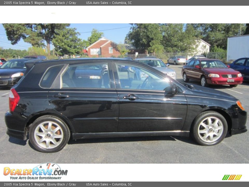 2005 Kia Spectra 5 Wagon Ebony Black / Gray Photo #4