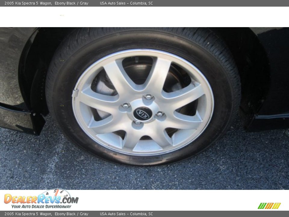 2005 Kia Spectra 5 Wagon Ebony Black / Gray Photo #8