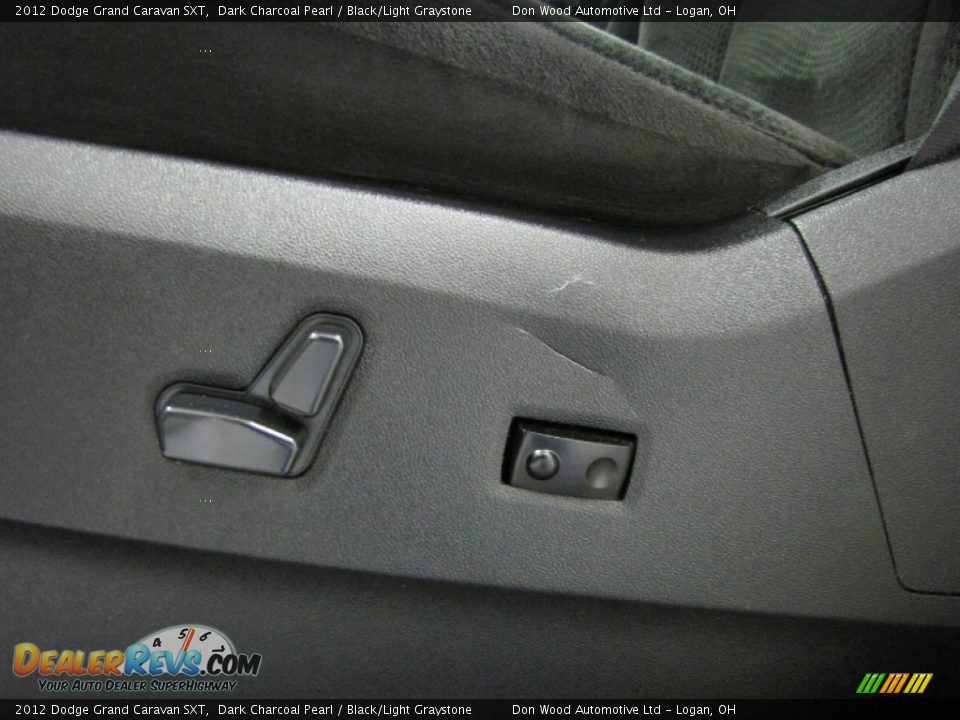 2012 Dodge Grand Caravan SXT Dark Charcoal Pearl / Black/Light Graystone Photo #12