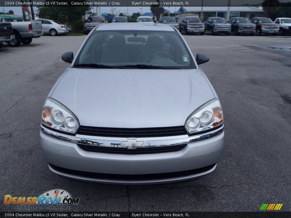 2004 Chevrolet Malibu LS V6 Sedan Galaxy Silver Metallic / Gray Photo #2