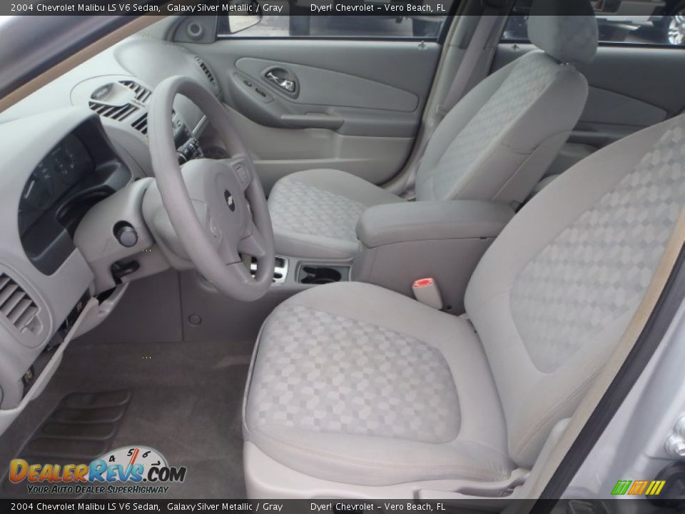 2004 Chevrolet Malibu LS V6 Sedan Galaxy Silver Metallic / Gray Photo #12