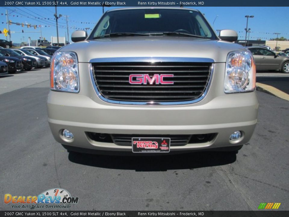 2007 GMC Yukon XL 1500 SLT 4x4 Gold Mist Metallic / Ebony Black Photo #2