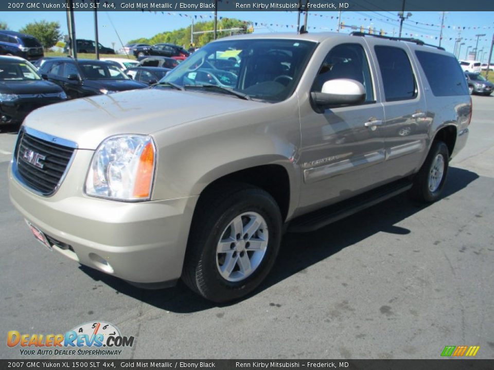 2007 GMC Yukon XL 1500 SLT 4x4 Gold Mist Metallic / Ebony Black Photo #3