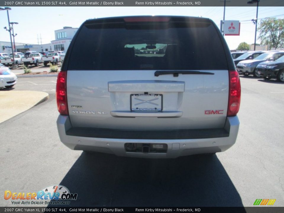 2007 GMC Yukon XL 1500 SLT 4x4 Gold Mist Metallic / Ebony Black Photo #6