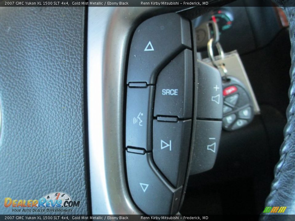 2007 GMC Yukon XL 1500 SLT 4x4 Gold Mist Metallic / Ebony Black Photo #20