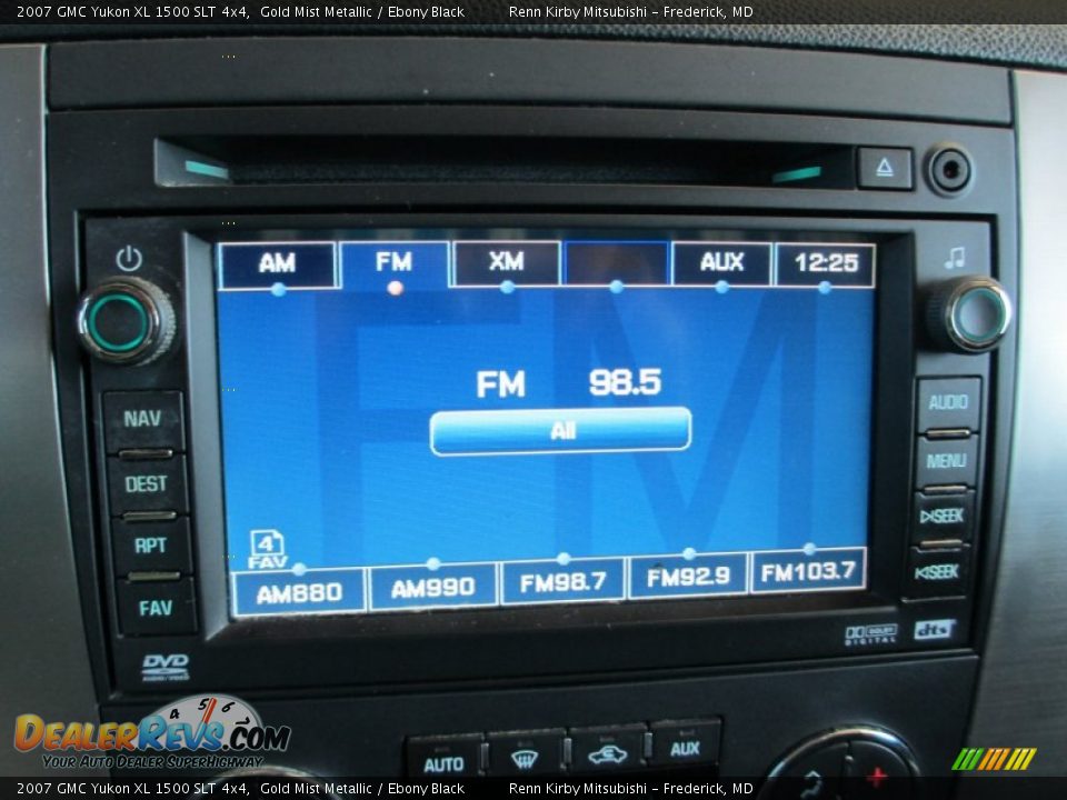 2007 GMC Yukon XL 1500 SLT 4x4 Gold Mist Metallic / Ebony Black Photo #21