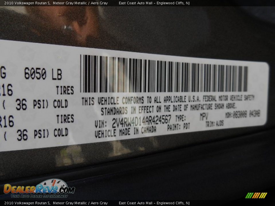 2010 Volkswagen Routan S Meteor Gray Metallic / Aero Gray Photo #16
