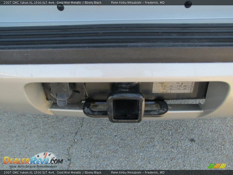 2007 GMC Yukon XL 1500 SLT 4x4 Gold Mist Metallic / Ebony Black Photo #33