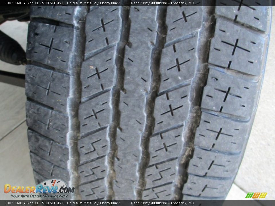 2007 GMC Yukon XL 1500 SLT 4x4 Gold Mist Metallic / Ebony Black Photo #35