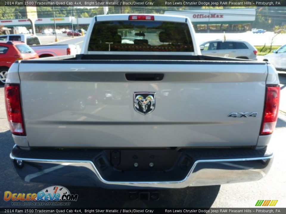 2014 Ram 1500 Tradesman Quad Cab 4x4 Bright Silver Metallic / Black/Diesel Gray Photo #4