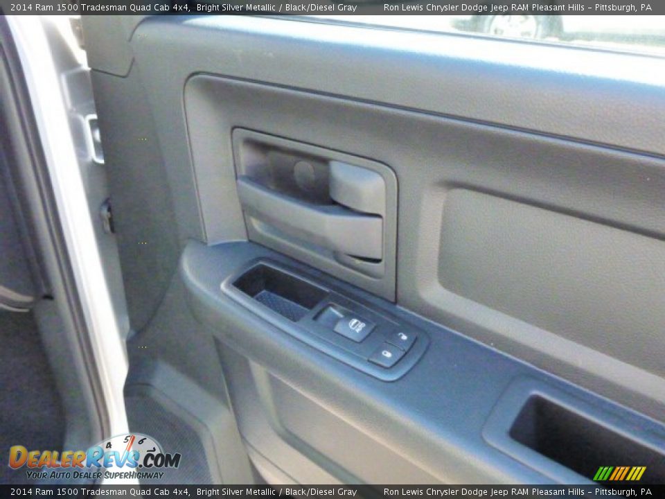 2014 Ram 1500 Tradesman Quad Cab 4x4 Bright Silver Metallic / Black/Diesel Gray Photo #9