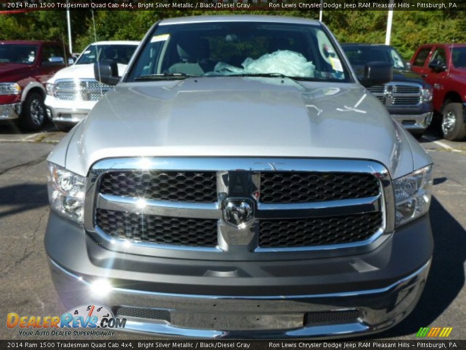 2014 Ram 1500 Tradesman Quad Cab 4x4 Bright Silver Metallic / Black/Diesel Gray Photo #11
